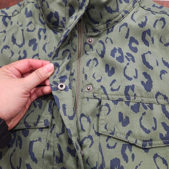 Boden Women's Hardwicke Leopard Print Green Military Utility Jacket Size 6 - Picture 5 of 9